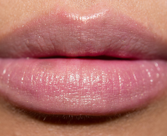 MAC Me Over Lipstick