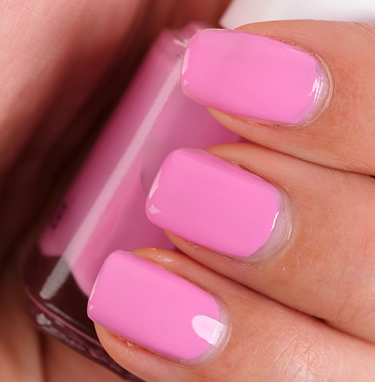 Essie Cascade Cool Nail Lacquer