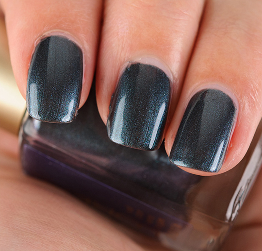 L'Oreal VIP Status Nail Lacquer