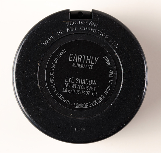 MAC Earthly Mineralize Eyeshadow