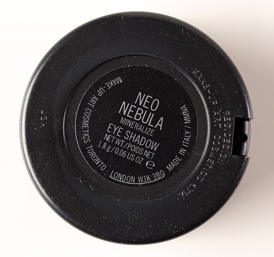 MAC Neo Nebula Mineralize Eyeshadow