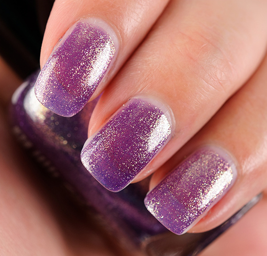 Zoya Daul Nail Lacquer