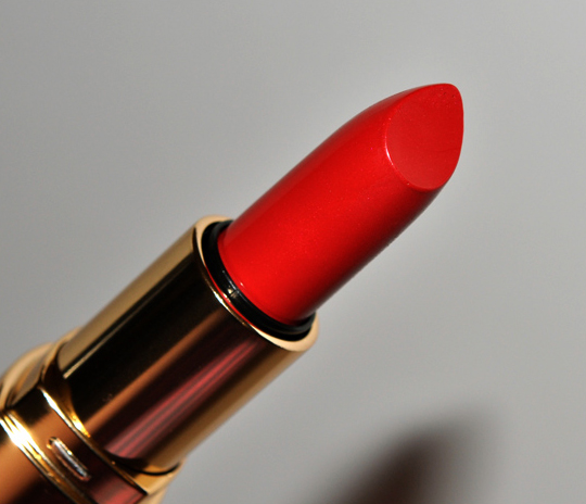Bobbi Brown Hollywood Red Lip Color