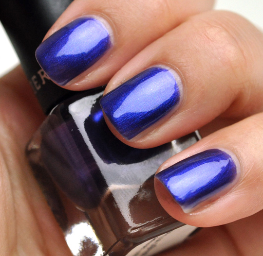 Le Metier de Beaute Nail Lacquer