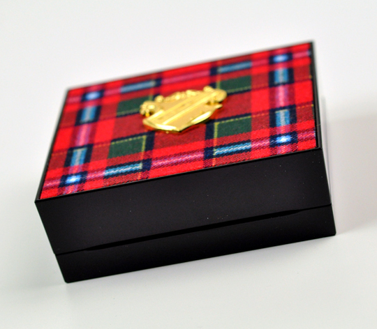 MAC Tartan Tale: Hark the Heraldry Face Kit