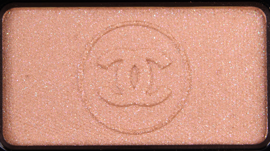 Chanel Beige Lame Ombre Essentielle