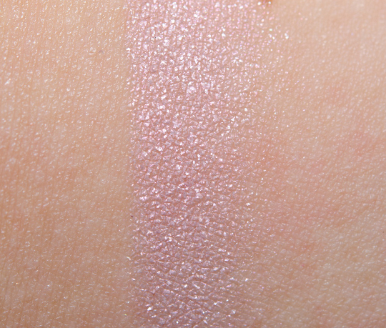 MAC Pearl Iced Delights Eye Bag