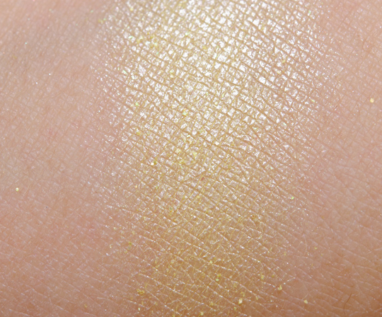 NYX Hot Yellow Eyeshadow