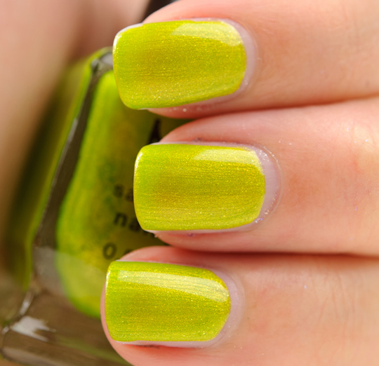 NYX Lime Nail Lacquer