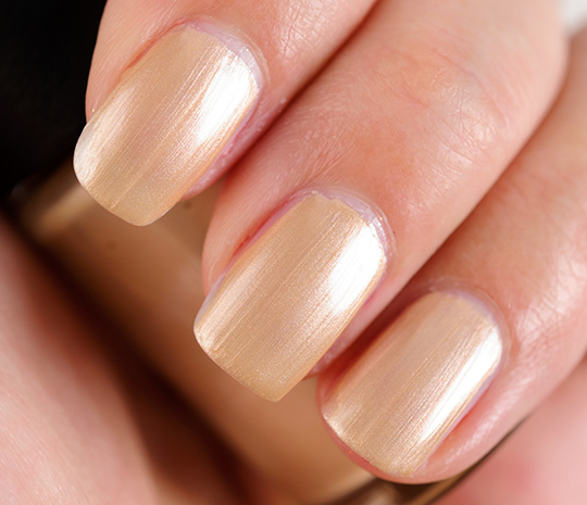 Guerlain Altoum Nail Lacquer