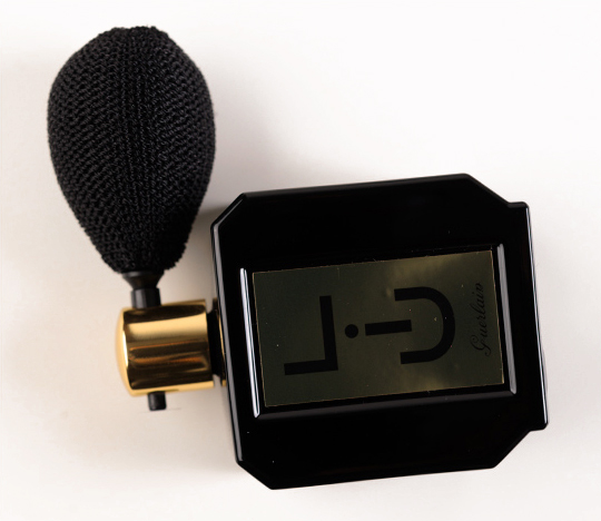 Guerlain Liu Shimmer Powder Face & Body