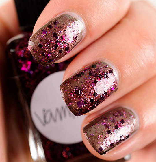 Lynnderella VamPink Nail Lacquer