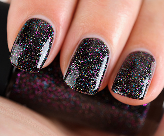 MAC Everything That Glitters Nail Lacquer