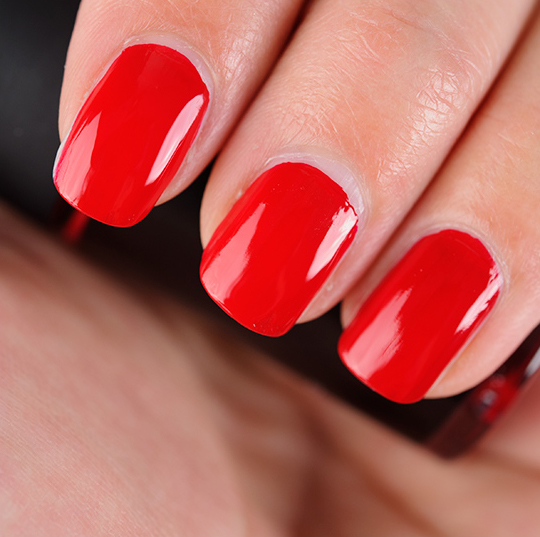 MAC Flaming Rose Nail Lacquer
