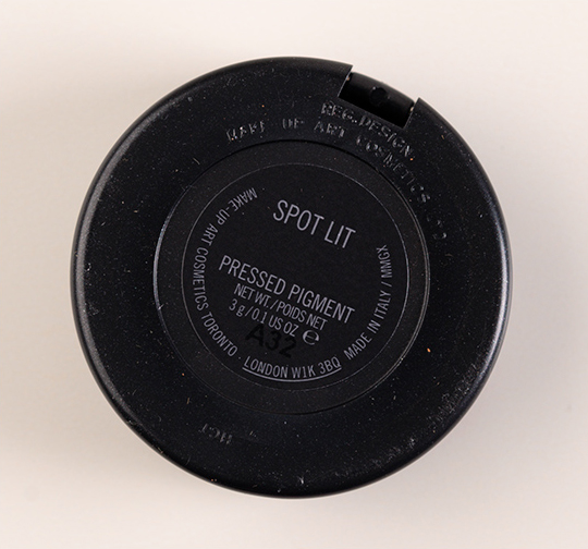 MAC Spot Lit Pressed Pigment
