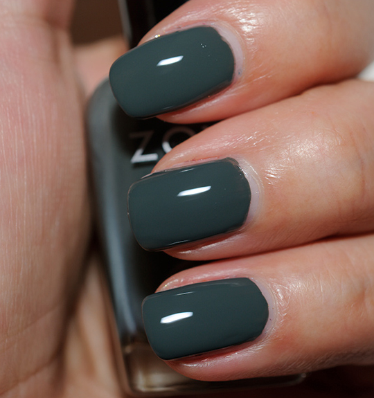 Zoya Evvie Nail Lacquer