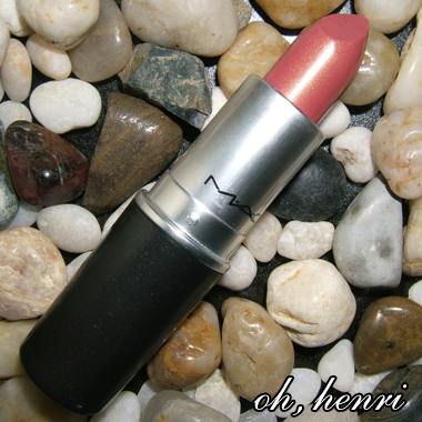 HENRI BENDEL | MAC COSMETICS
