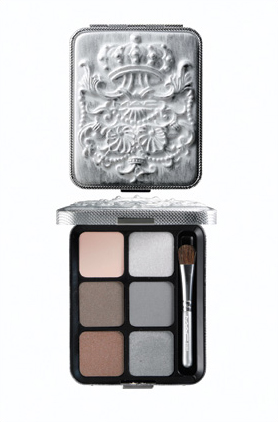 MAC COSMETICS | ANTIQUITEASE:  ROYAL ASSETS