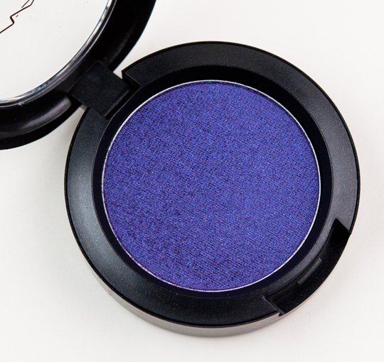 MAC Noir Plum Mega Metal Eyeshadow