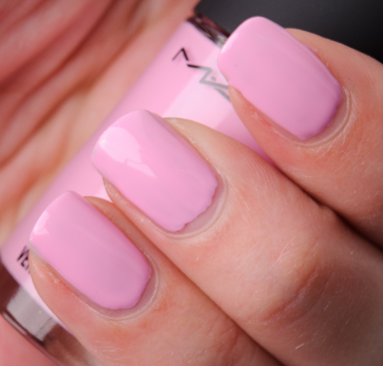 MAC Pinkly Fresh Nail Lacquer