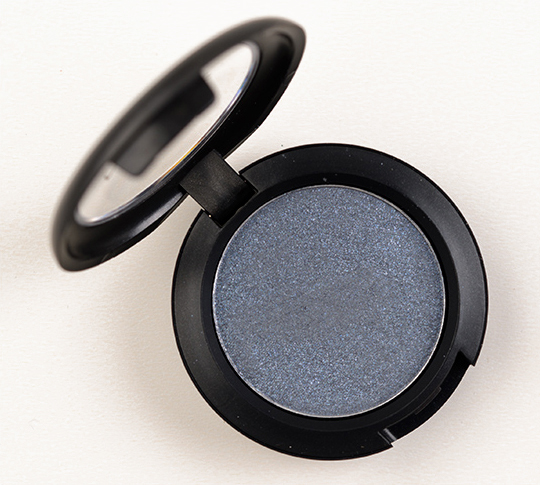 MAC Smoky Pressed Pigment