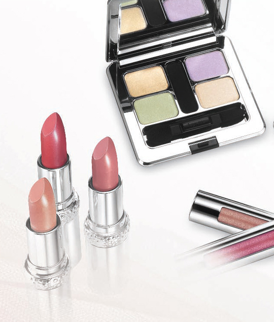 La Prairie Whisper Shades