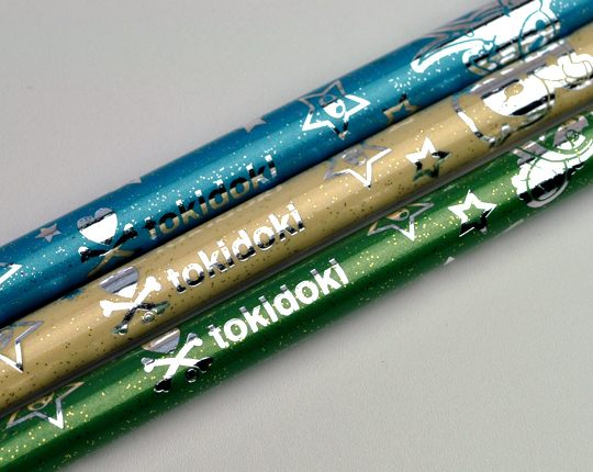 tokidoki Brilliant Glitter Eyeliner