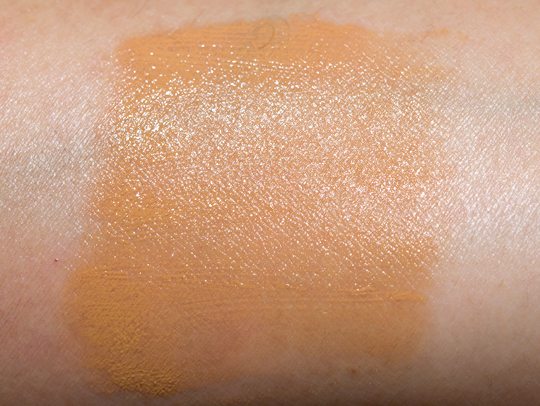 Bobbi Brown SPF 15 Oil Free Tinted Moisturizer 