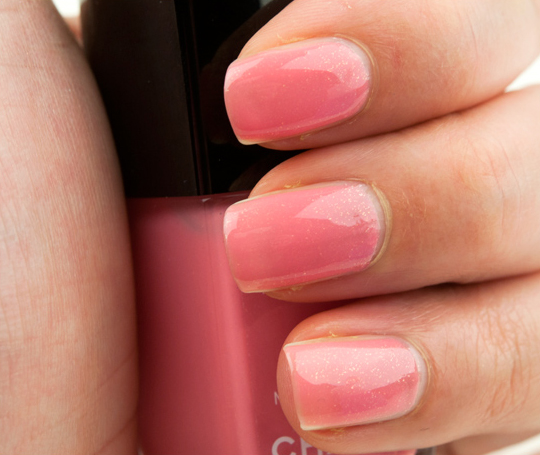 Chanel Morning Rose Le Vernis