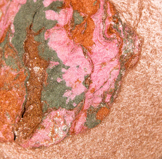 MAC Crystal Pink Mineralize Skinfinish