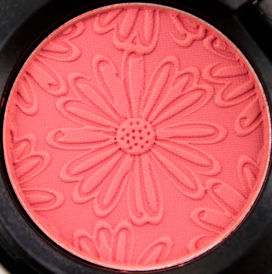 MAC Free To Be Eyeshadow