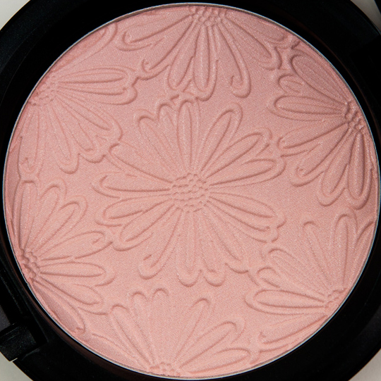MAC Light Sunshine Beauty Powder