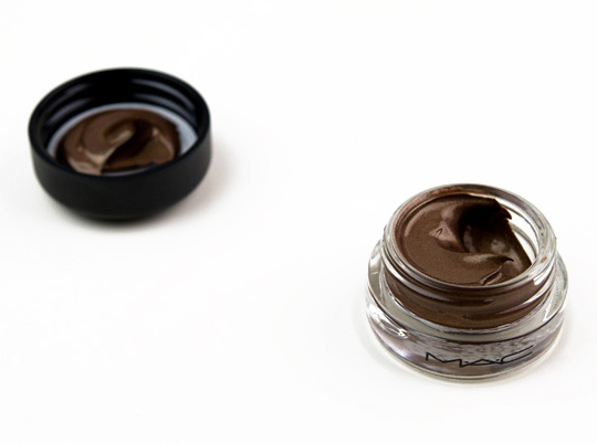 MAC Big Bounce Shadow