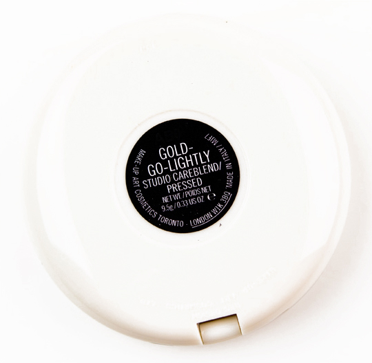 MAC Gold-Go-Lightly Studio Careblend Pressed Powder