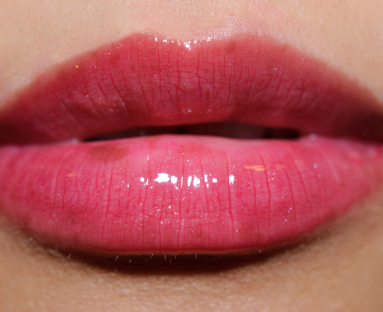 Le Metier de Beaute Hibiskiss Sheer Brilliance Lipgloss