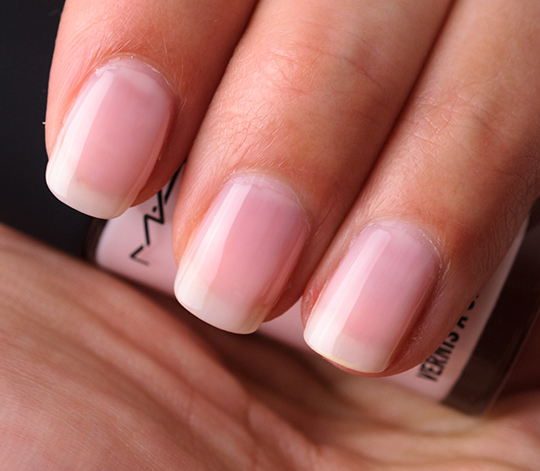 MAC Delicate Nail Lacquer