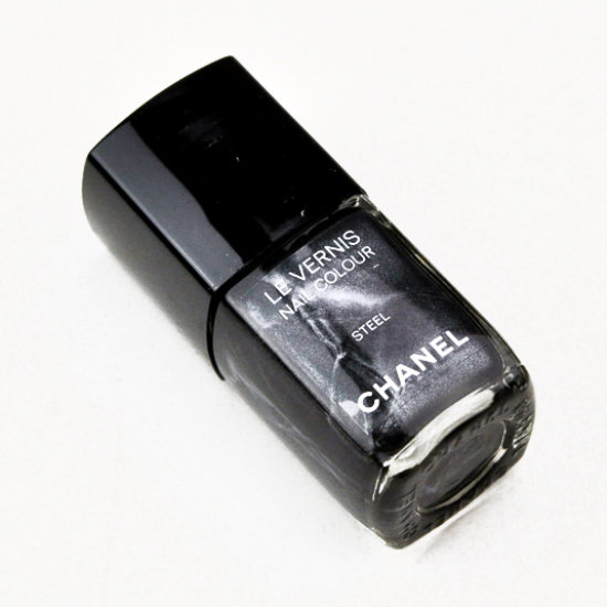 Chanel Steel Le Vernis Nail Colour