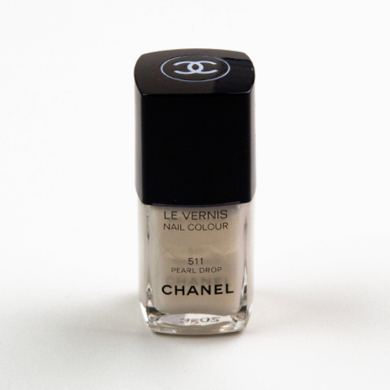 Chanel Pearl Drop Le Vernis Nail Colour