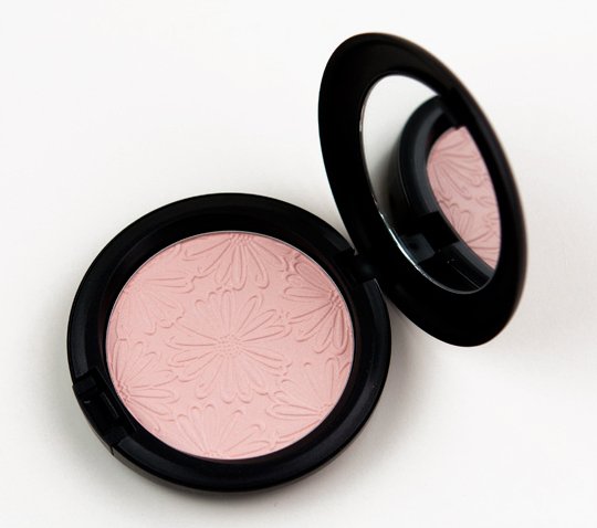 MAC Light Sunshine Beauty Powder