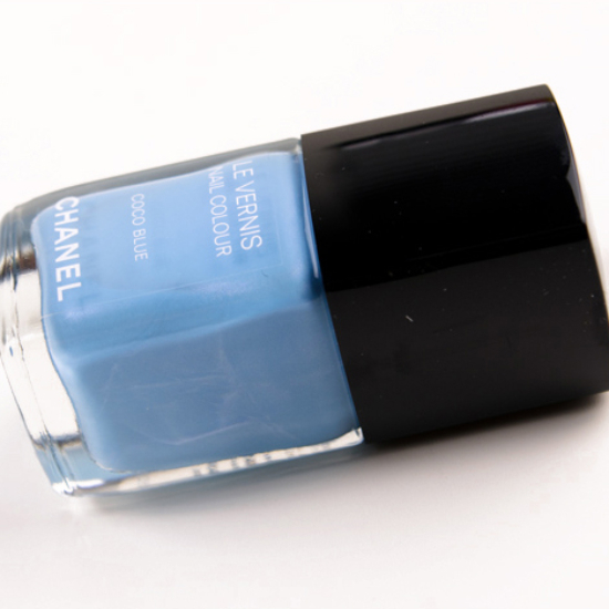Chanel Coco Blue Le Vernis Nail Colour