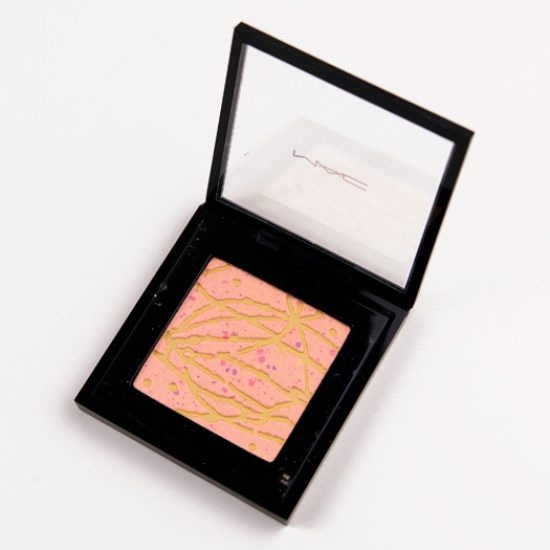 MAC In the Abstract Art of Powder Highlighter
