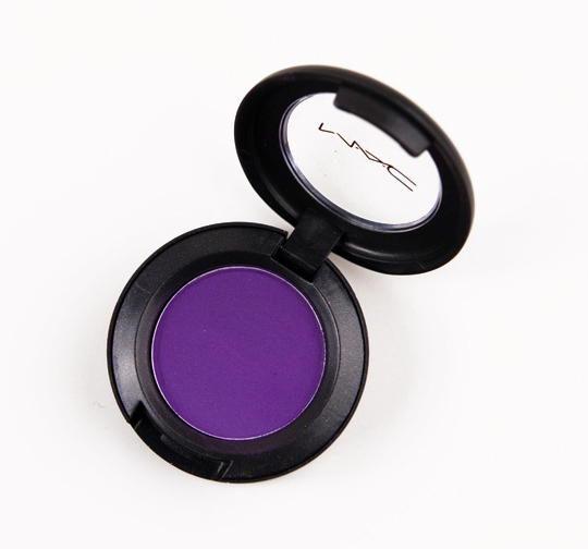MAC Shock-a-holic Eyeshadow