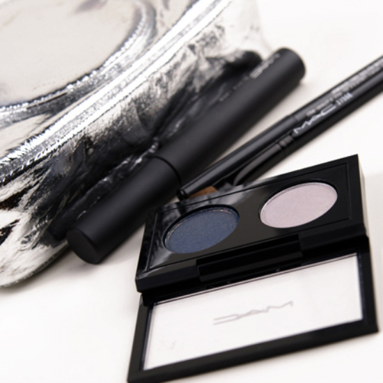 MAC Silver Iced Delights Eye Bag