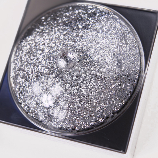MAC Sultry Snowglobe Eyeshadow Palette Review & Swatches