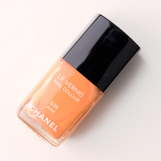 Chanel June Le Vernis Nail Colour