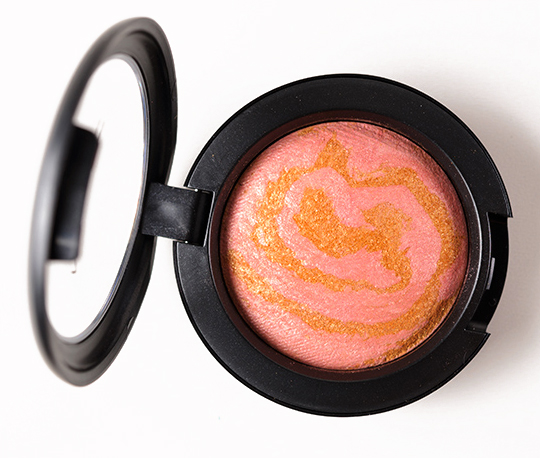 MAC Solar Ray Mineralize Blush