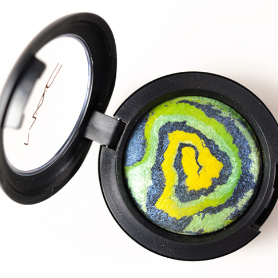 MAC Water Mineralize Eyeshadow