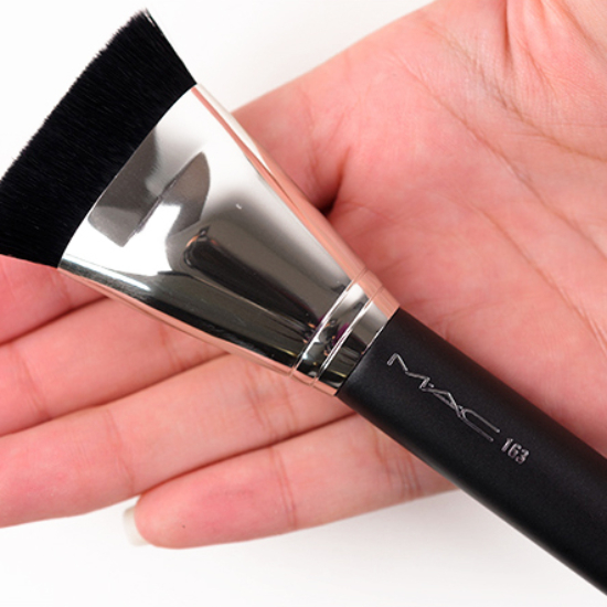 MAC 163 Flat Top Contour Brush • Brush Review & Swatches