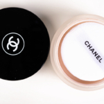 Chanel Reverie Poudre Universelle Libre Natural Finish Loose Powder