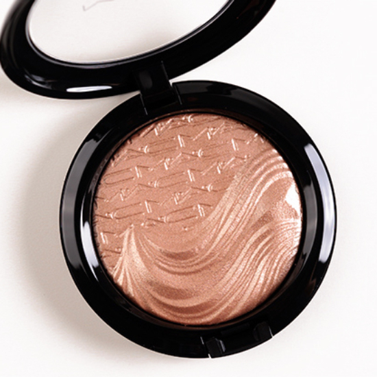 MAC Superb